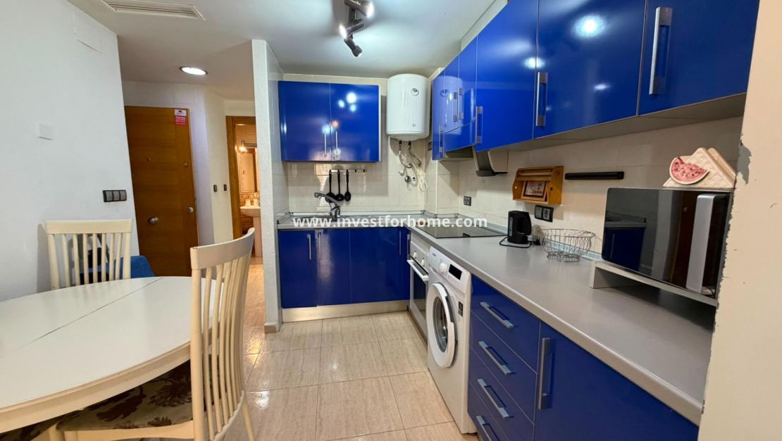 Sale - Apartment - Torrevieja - Centro