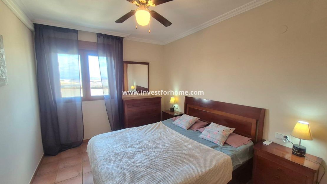 Sale - Apartment - Torrevieja - Centro