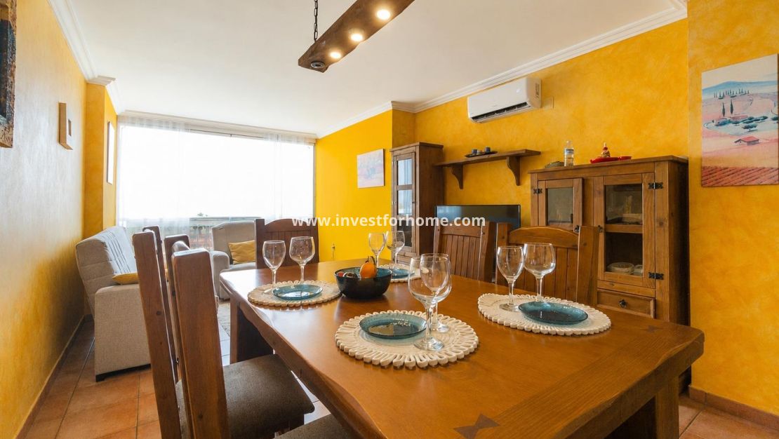 Sale - Apartment - Torrevieja - Centro