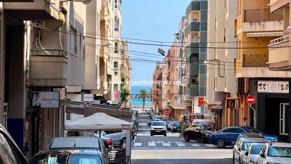Sale - Apartment - Torrevieja - Centro
