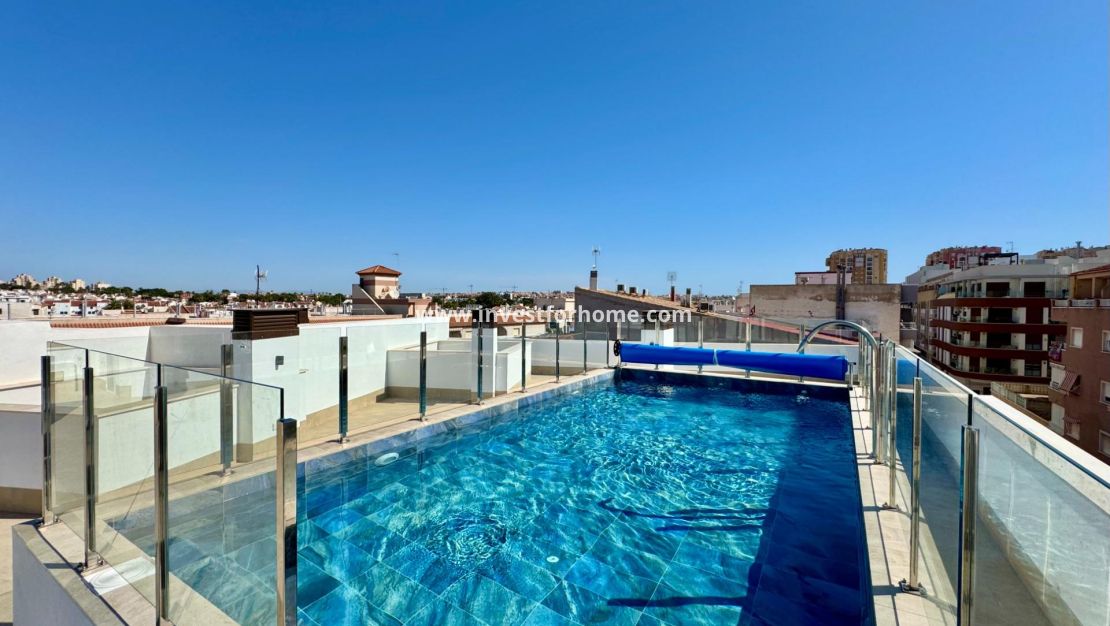Sale - Apartment - Torrevieja - Centro