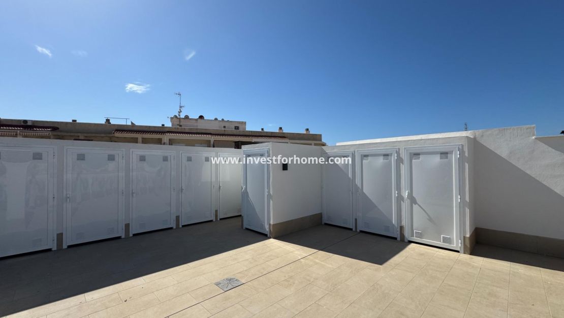 Sale - Apartment - Torrevieja - Centro