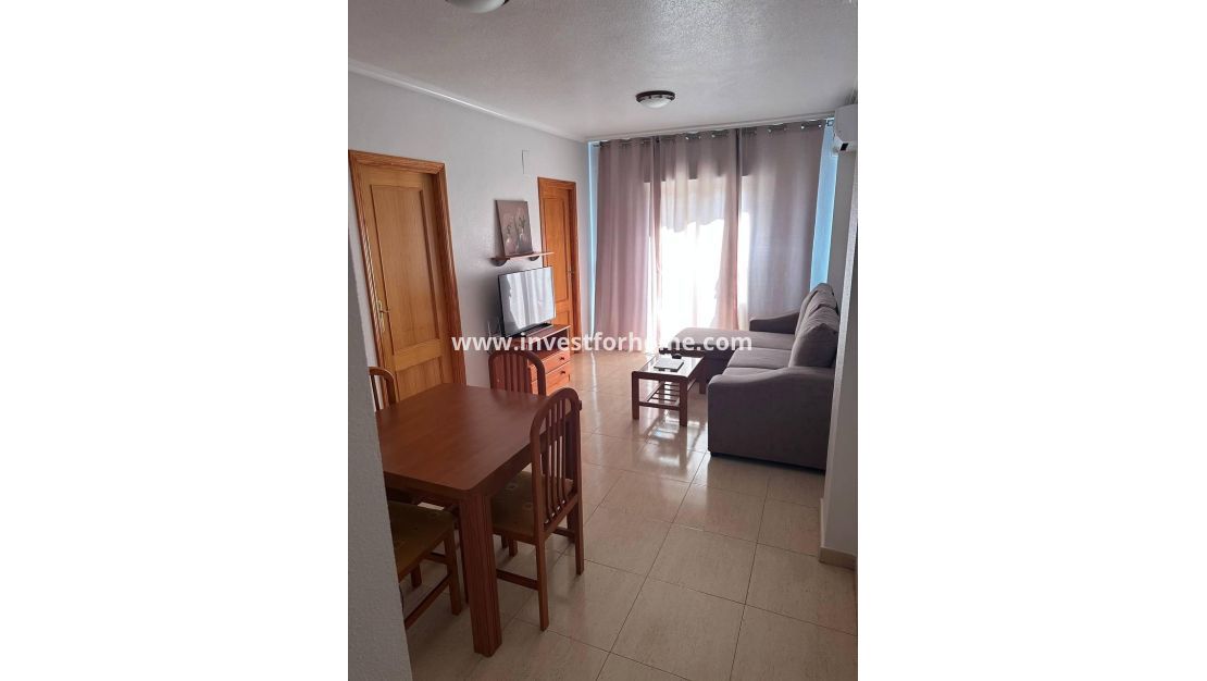 Sale - Apartment - Torrevieja - Centro