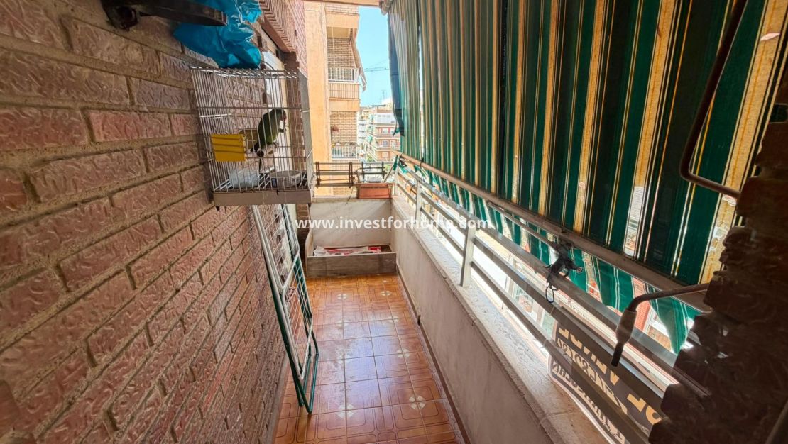 Sale - Apartment - Torrevieja - Centro