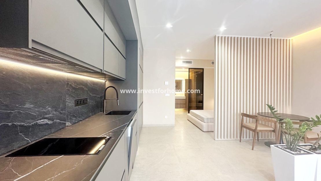 Sale - Apartment - Torrevieja - Centro