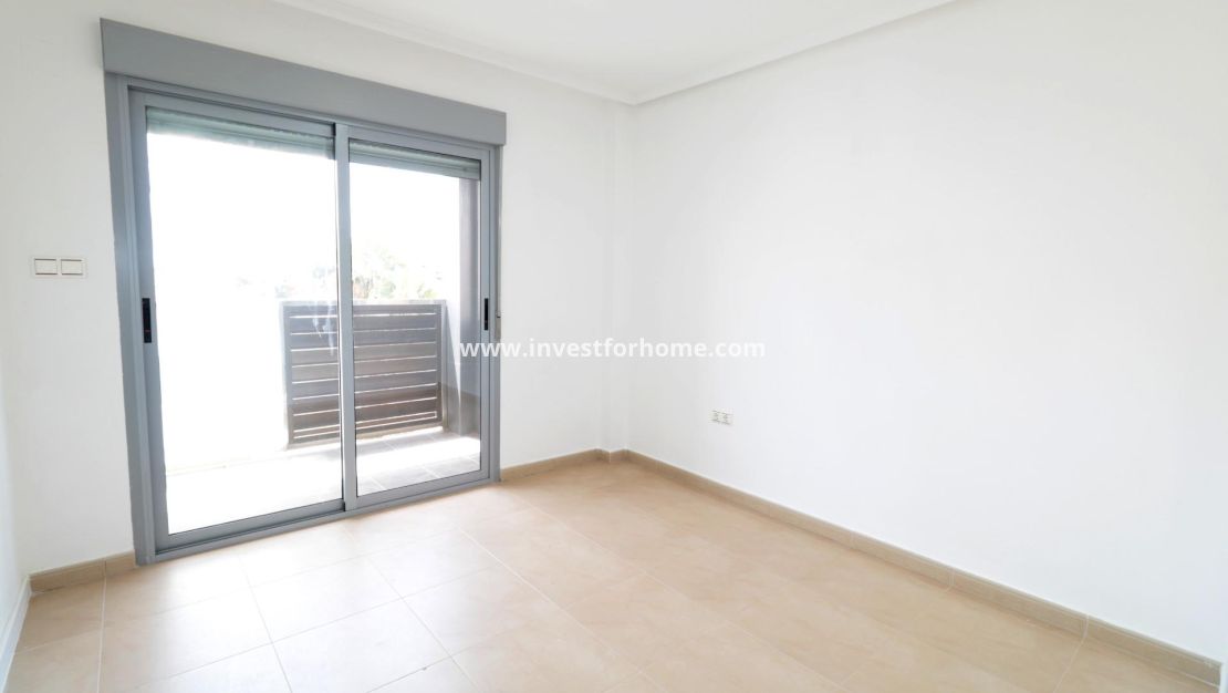 Sale - Apartment - Torrevieja - Centro