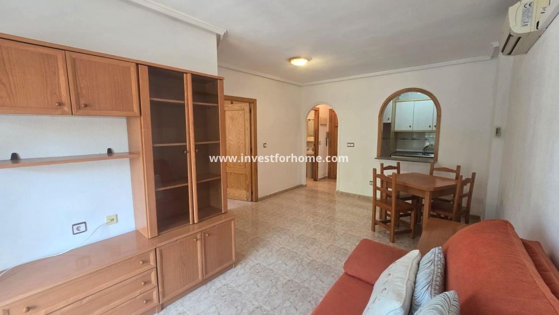 Sale - Apartment - Torrevieja - Centro
