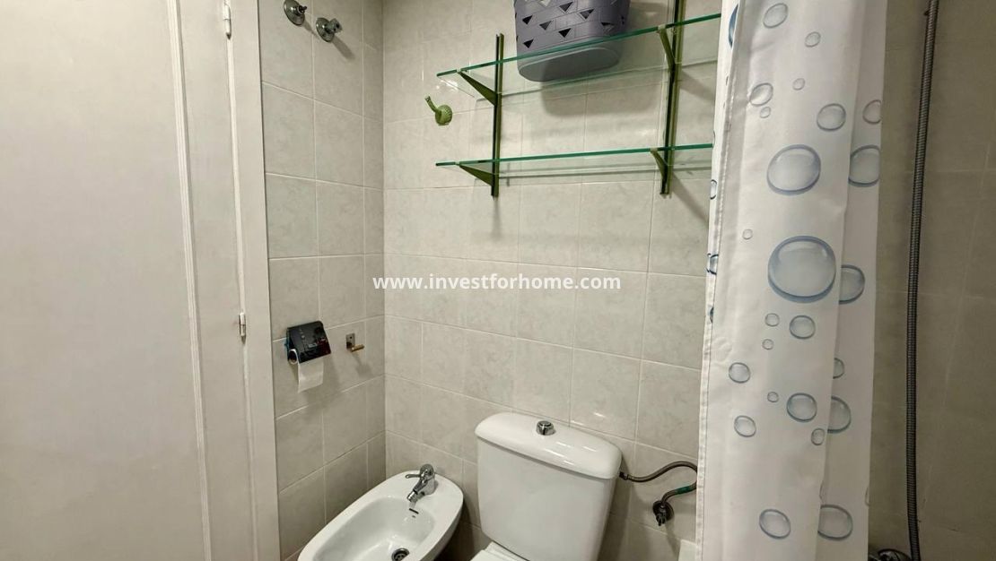 Sale - Apartment - Torrevieja - Centro