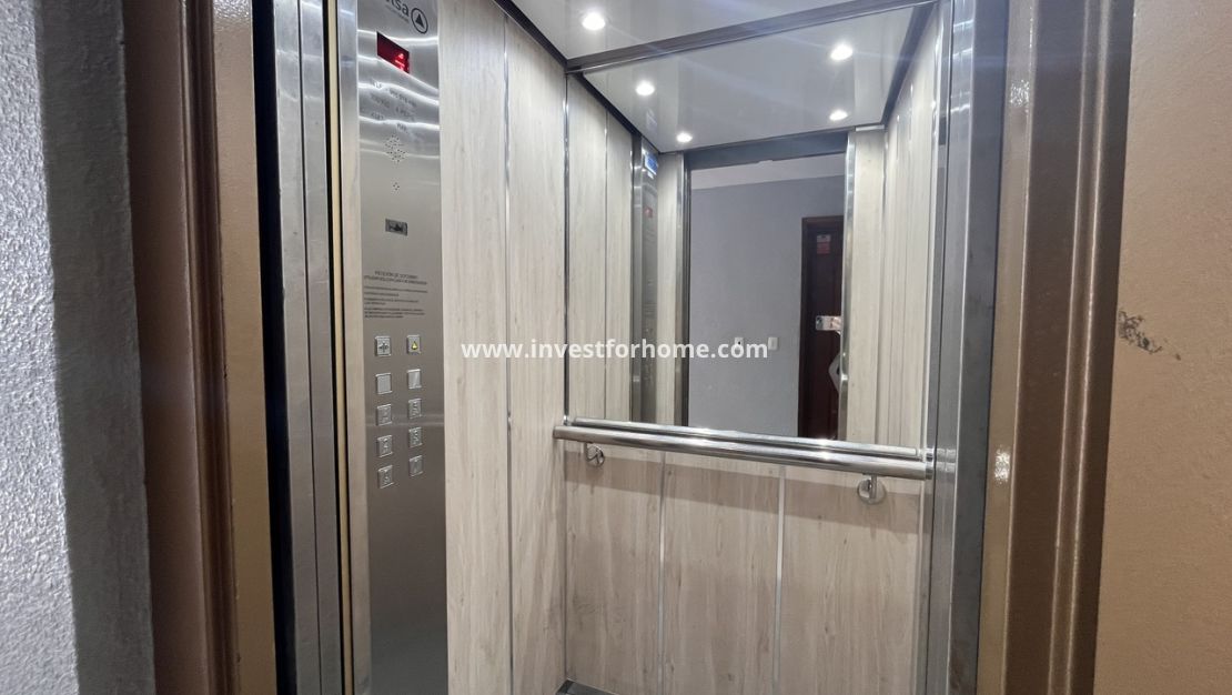 Sale - Apartment - Torrevieja - Costa Blanca