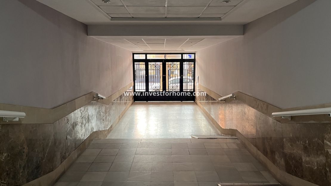 Sale - Apartment - Torrevieja - Costa Blanca