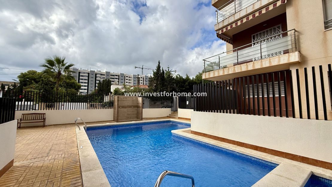 Sale - Apartment - Torrevieja - Costa Blanca