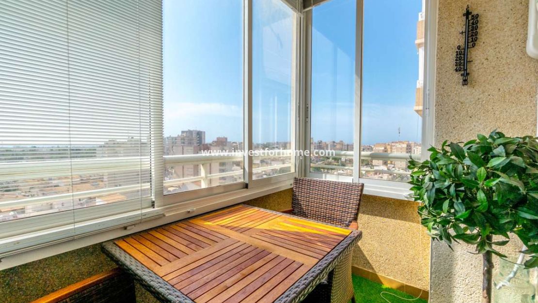 Sale - Apartment - Torrevieja - Costa Blanca