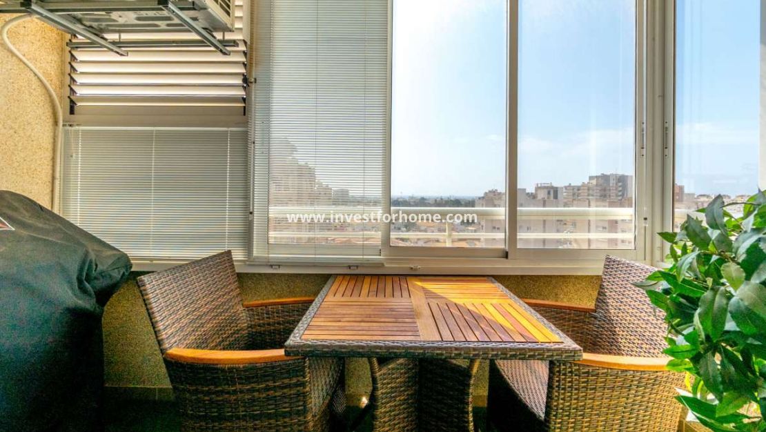 Sale - Apartment - Torrevieja - Costa Blanca