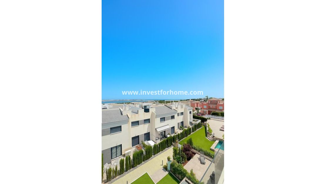 Sale - Apartment - Torrevieja - Costa Blanca