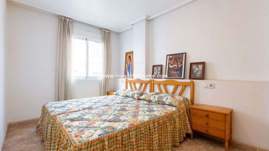 Sale - Apartment - Torrevieja - Costa Blanca