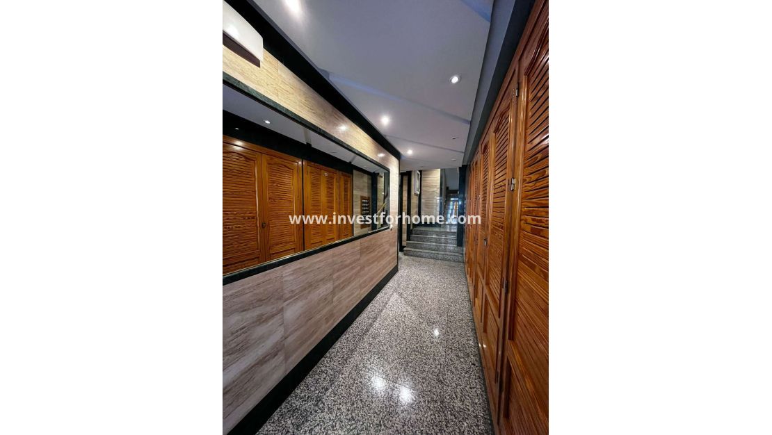 Sale - Apartment - Torrevieja - Costa Blanca