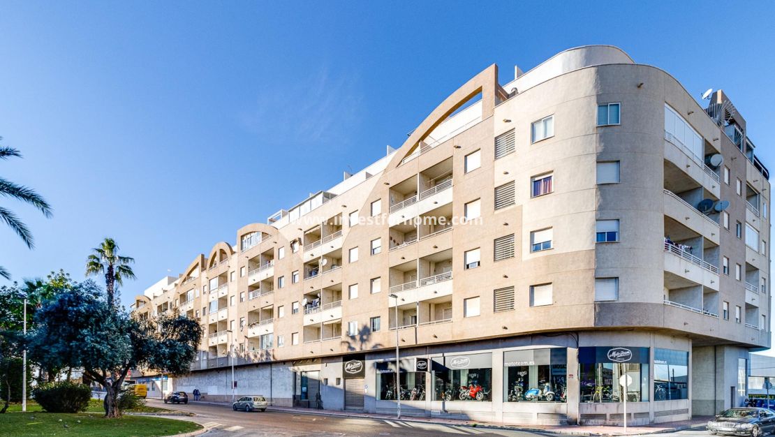 Sale - Apartment - Torrevieja - Costa Blanca