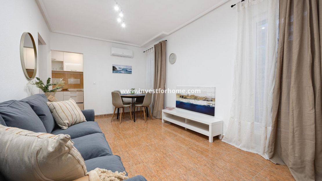 Sale - Apartment - Torrevieja - Costa Blanca