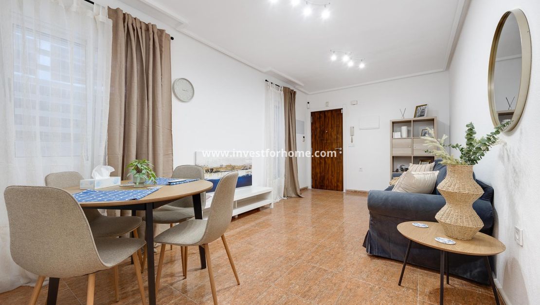 Sale - Apartment - Torrevieja - Costa Blanca