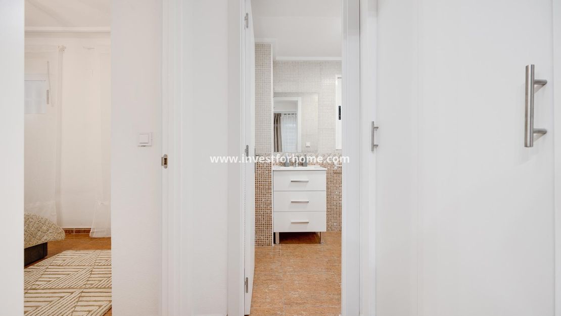 Sale - Apartment - Torrevieja - Costa Blanca