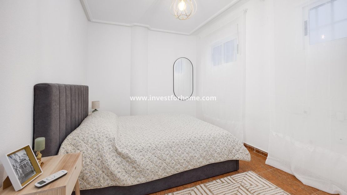 Sale - Apartment - Torrevieja - Costa Blanca