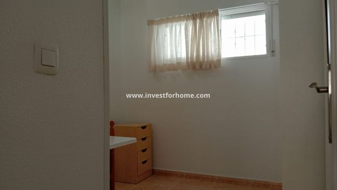 Sale - Apartment - Torrevieja - Costa Blanca