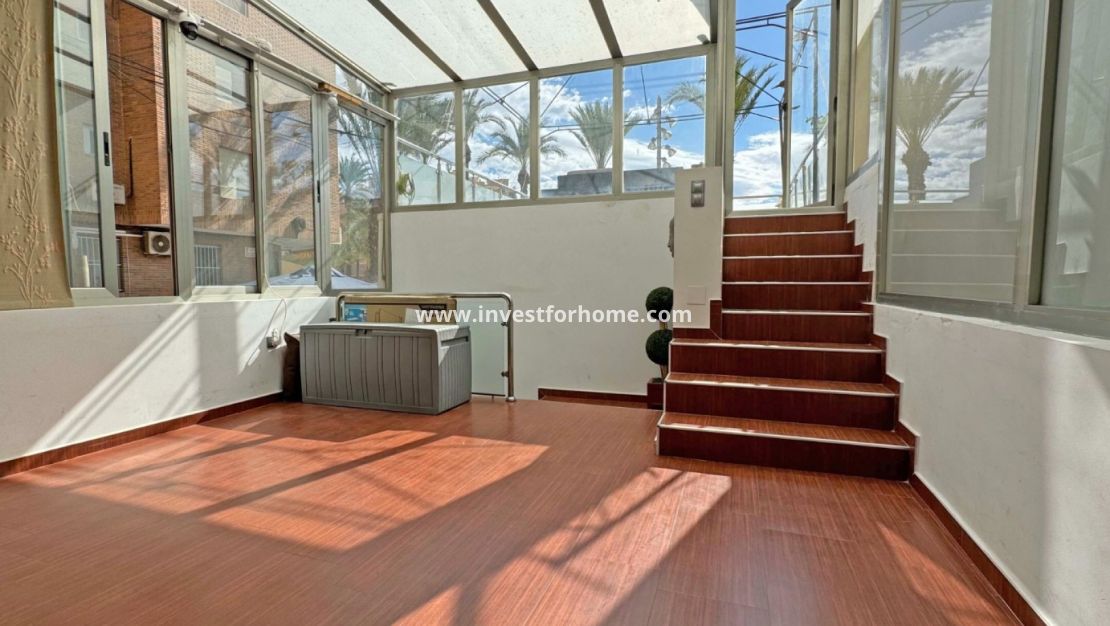 Sale - Apartment - Torrevieja - Costa Blanca