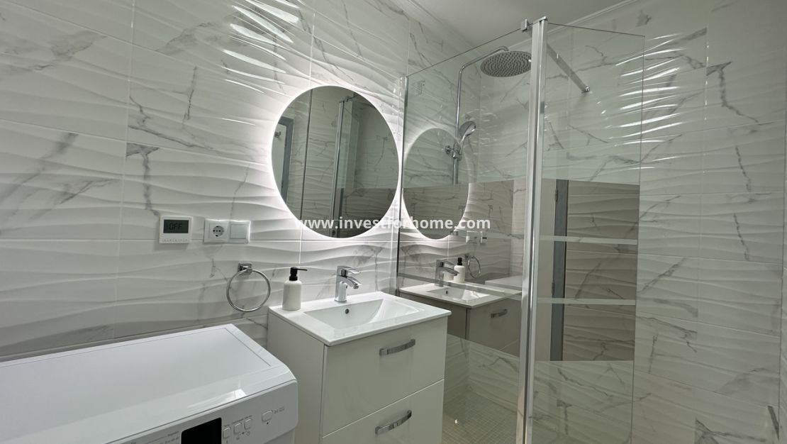 Sale - Apartment - Torrevieja - Costa Blanca