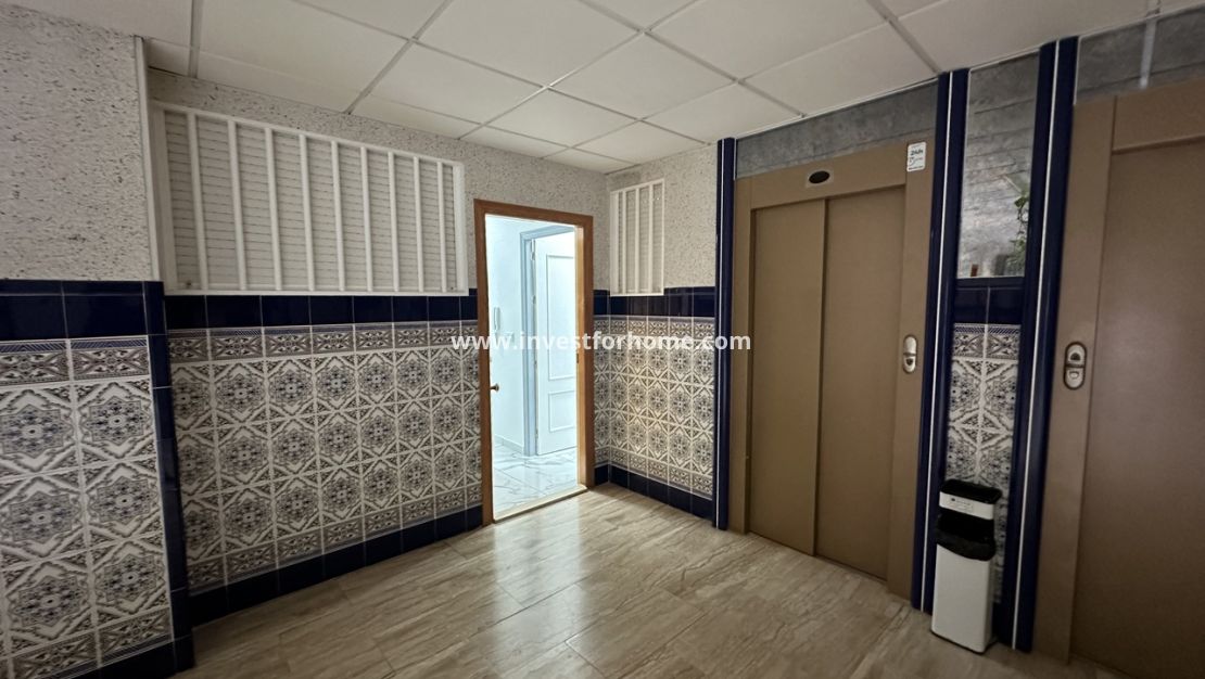 Sale - Apartment - Torrevieja - Costa Blanca