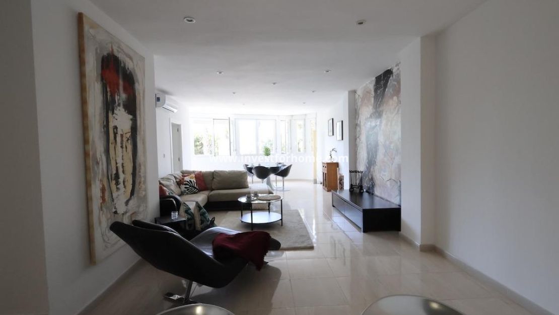 Sale - Apartment - Torrevieja - Costa Blanca