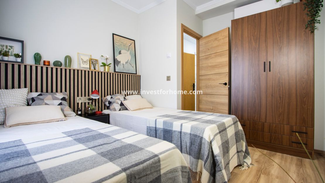 Sale - Apartment - Torrevieja - Costa Blanca