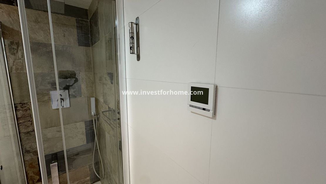 Sale - Apartment - Torrevieja - Costa Blanca