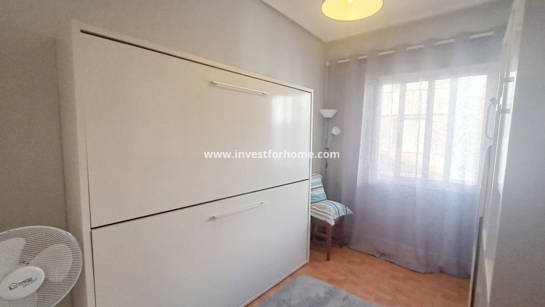 Sale - Apartment - Torrevieja - Costa Blanca