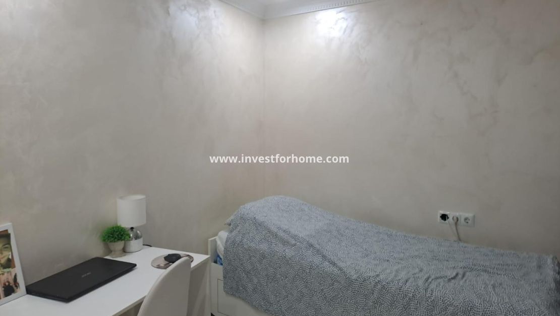 Sale - Apartment - Torrevieja - Costa Blanca