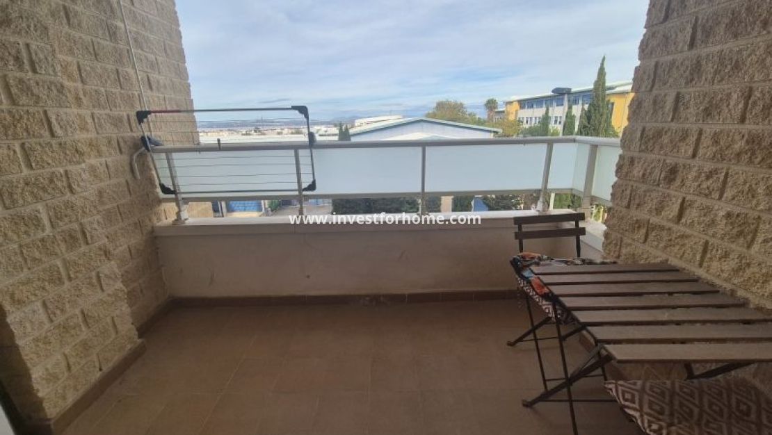 Sale - Apartment - Torrevieja - Costa Blanca