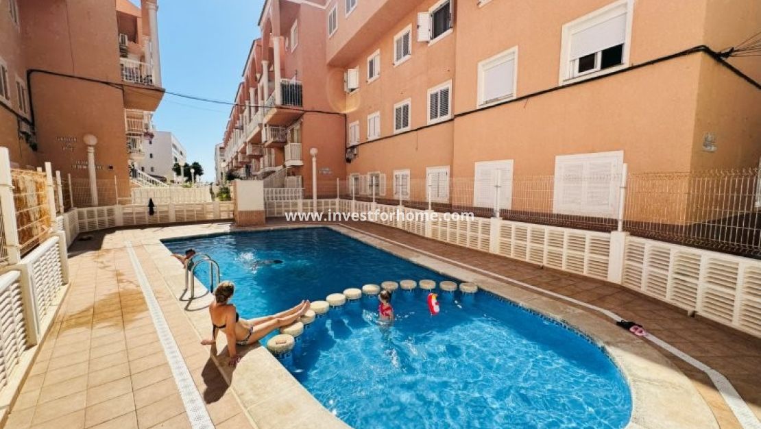 Sale - Apartment - Torrevieja - Costa Blanca