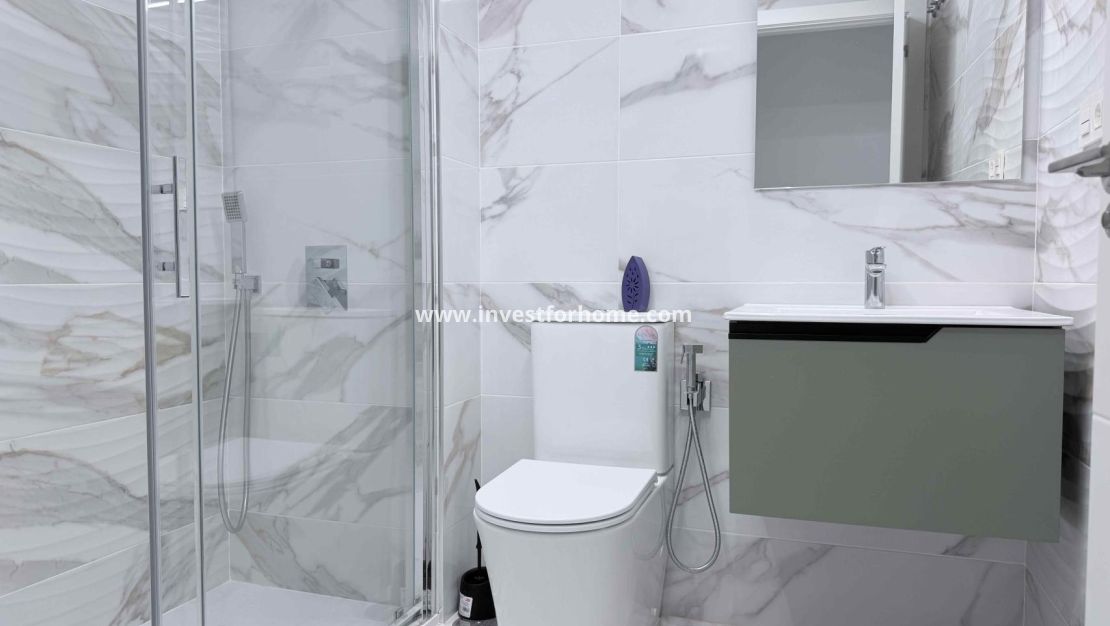 Sale - Apartment - Torrevieja - Costa Blanca