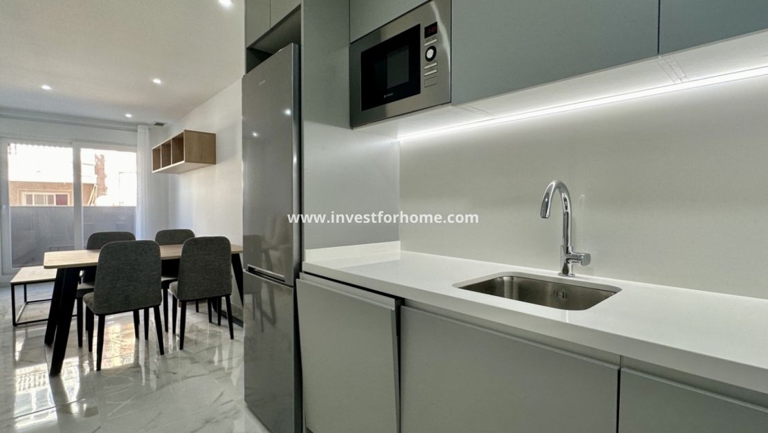 Sale - Apartment - Torrevieja - Costa Blanca