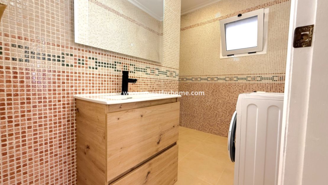 Sale - Apartment - Torrevieja - Costa Blanca