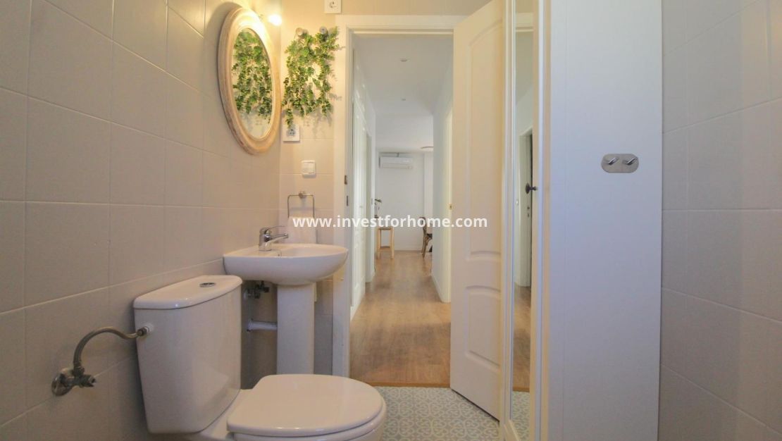 Sale - Apartment - Torrevieja - Costa Blanca