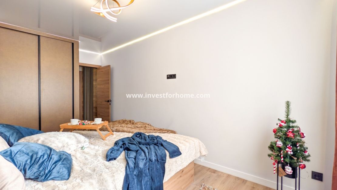 Sale - Apartment - Torrevieja - Costa Blanca