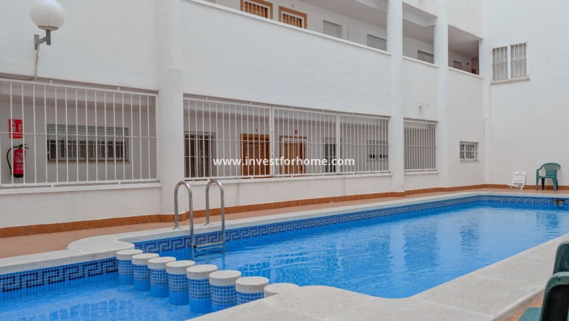 Sale - Apartment - Torrevieja - Costa Blanca