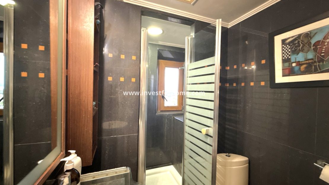 Sale - Apartment - Torrevieja - Costa Blanca