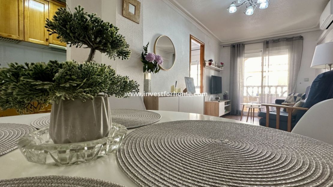 Sale - Apartment - Torrevieja - Costa Blanca