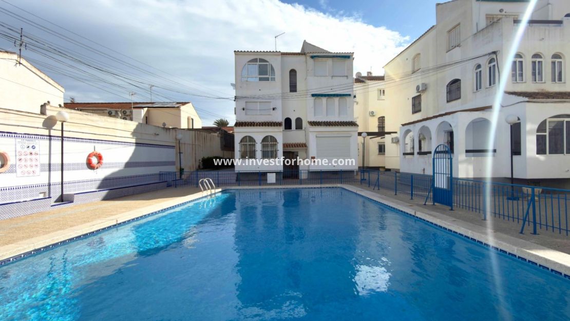 Sale - Apartment - Torrevieja - Costa Blanca