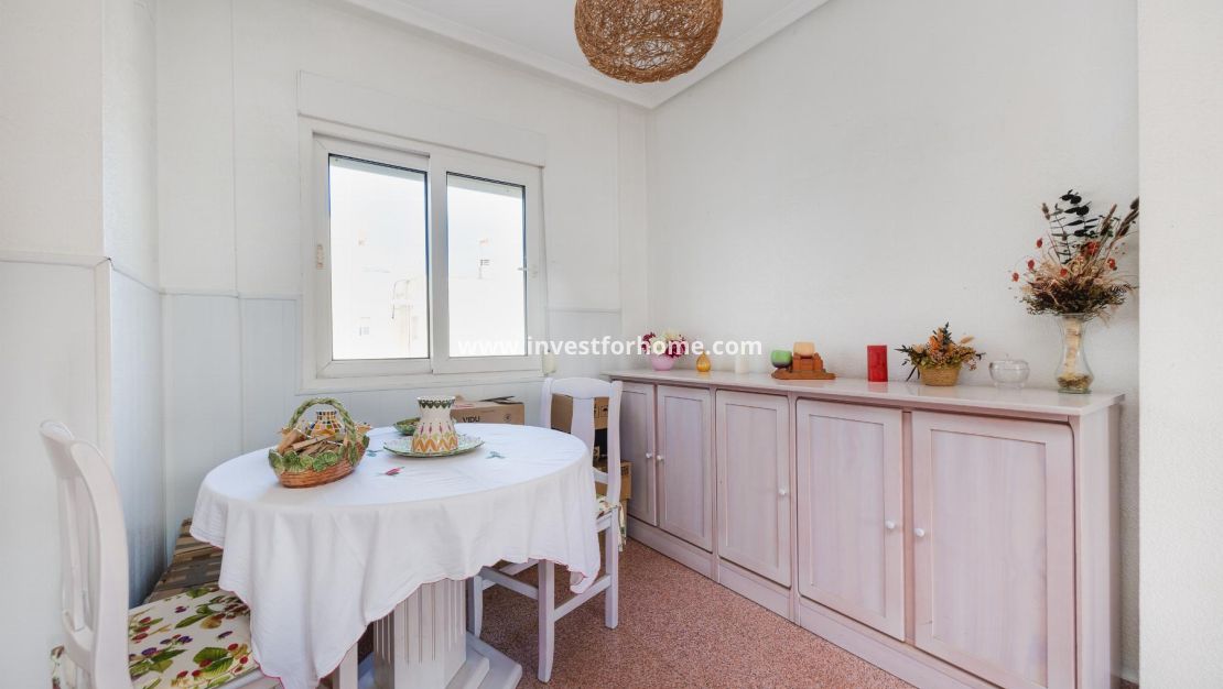 Sale - Apartment - Torrevieja - Costa Blanca