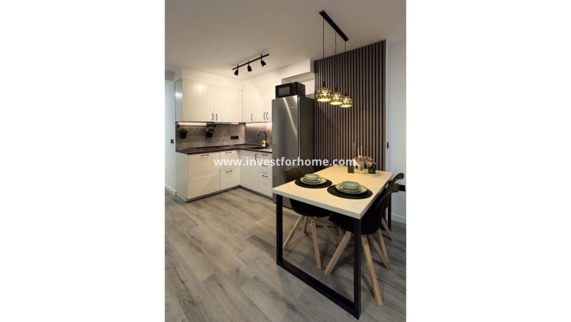 Sale - Apartment - Torrevieja - Costa Blanca