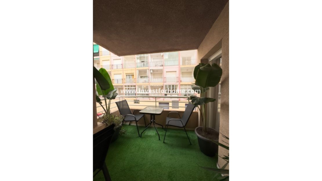 Sale - Apartment - Torrevieja - Costa Blanca