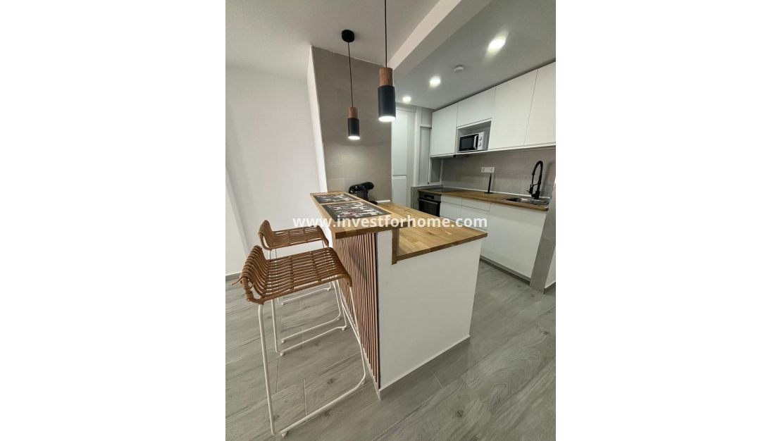 Sale - Apartment - Torrevieja - Costa Blanca