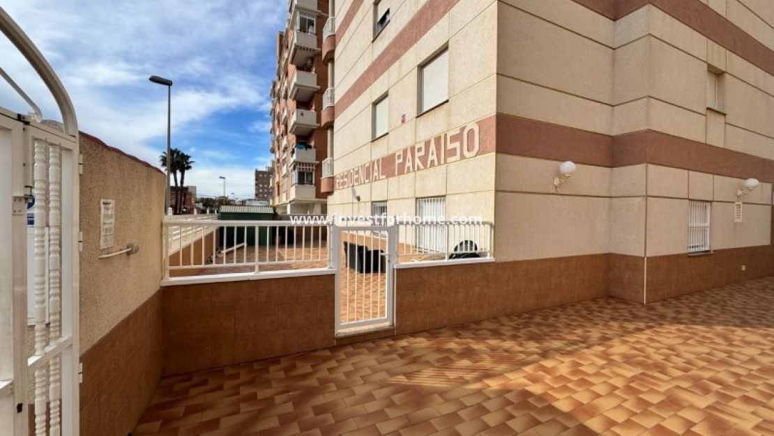 Sale - Apartment - Torrevieja - Costa Blanca